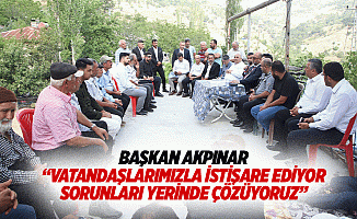 Başkan Akpınar, “Vatandaşlarımızla istişare ediyor, sorunları yerinde çözüyoruz”